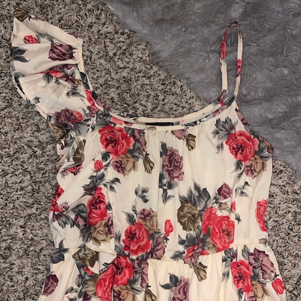 Wet Seal Cream Floral Dress - Picture 3 of 6
